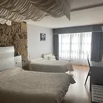 El Capricho De Clemente Hotel 3*